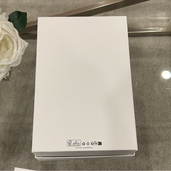 Celine empty shoe box with heel tip - Picture 5 of 8